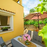 House Rosa Apartament Mali Lošinj