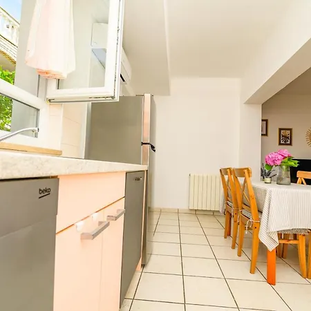 House Rosa Apartment