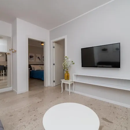 House Rosa Daire *