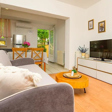 House Rosa Apartman